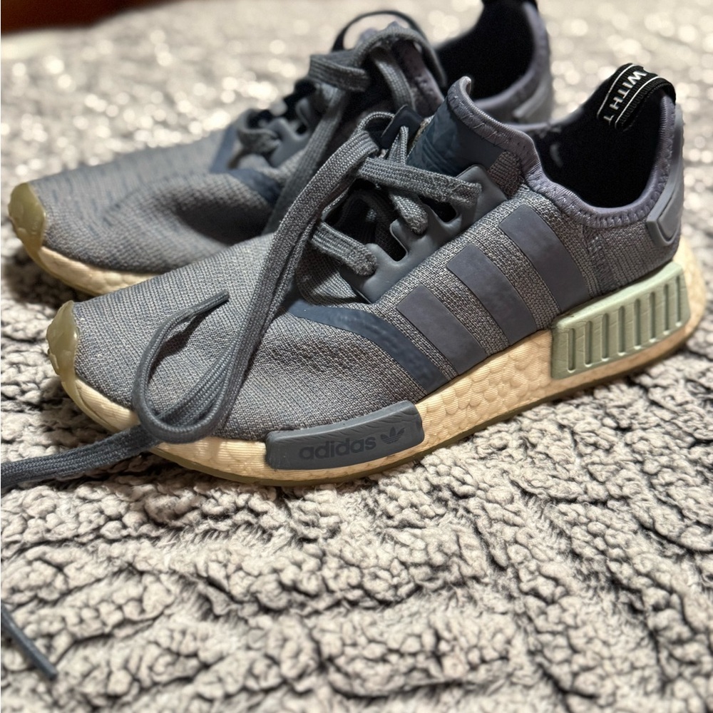 Adidas NMD R1 Blue sneakers